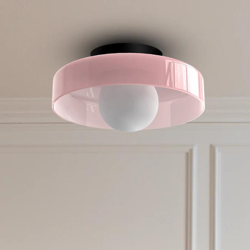Rosa Deckenleuchte mit schwarzem Sockel, modernes Design, runder Lampenschirm, Innenbeleuchtung.
