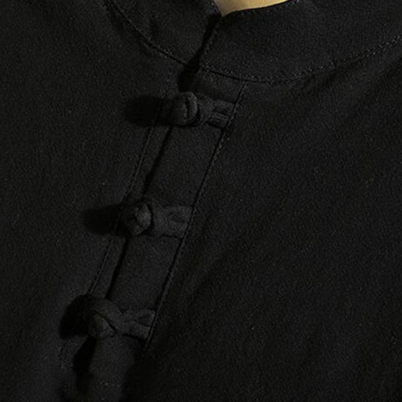 Schwarzes Hemd mit traditionellen chinesischen Knöpfen, Baumwolle, elegantes Design.