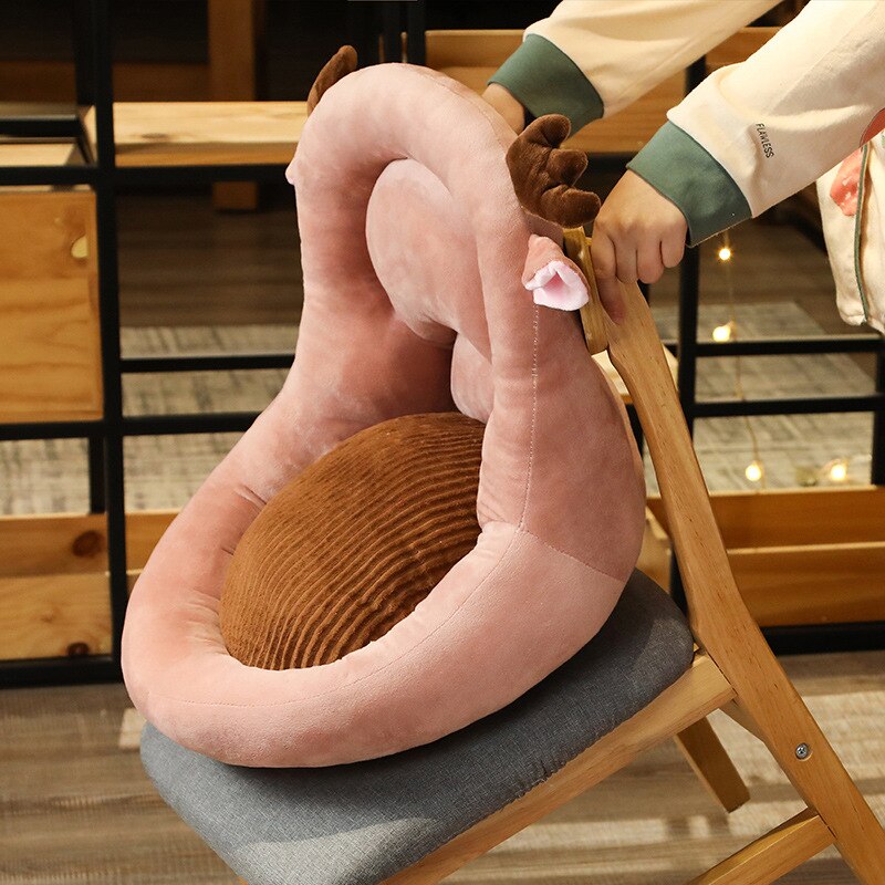 Rosa Plüsch-Nackenkissen mit Rentiergeweih, ergonomisch, bequem, für Reisen.