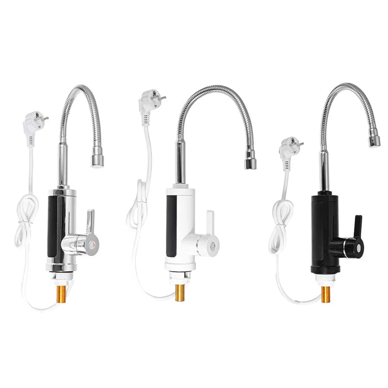 Drei elektrische Wasserhähne, weiß und schwarz, mit flexiblem Auslauf und Stromkabel.