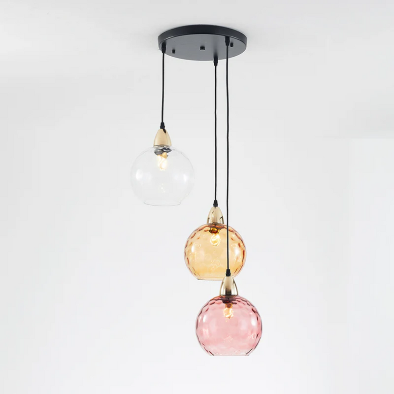 Dreiflammige Pendelleuchte, bunte Glaskugeln, modern, schwarz, Deckenleuchte, Wohnzimmerbeleuchtung.