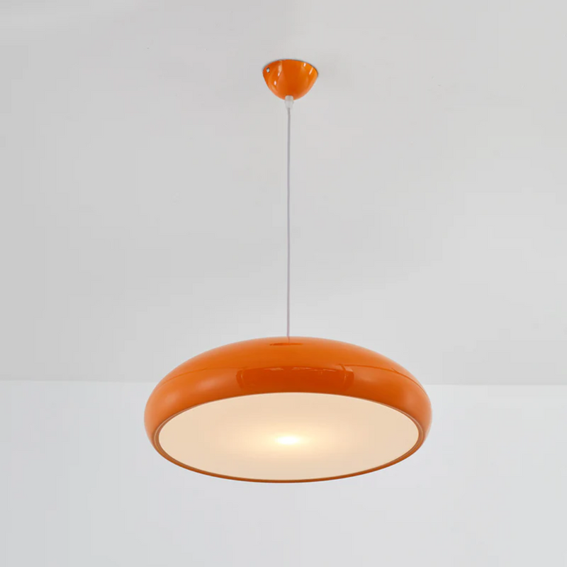 Orangefarbene Pendelleuchte, modernes Design, Deckenlampe, Wohnzimmerbeleuchtung, Inneneinrichtung.