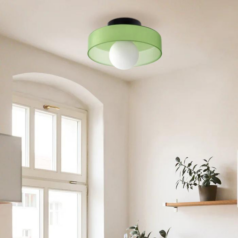 Grüne Deckenleuchte mit rundem Schirm, modernes Design, Innenbeleuchtung, Wohnzimmer.