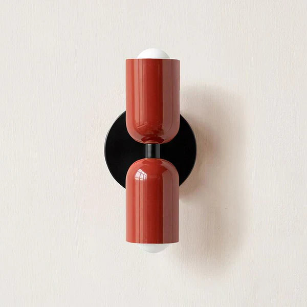 Rote Wandleuchte, modernes Design, Metall, zylindrisch, doppelseitig, Innenbeleuchtung.