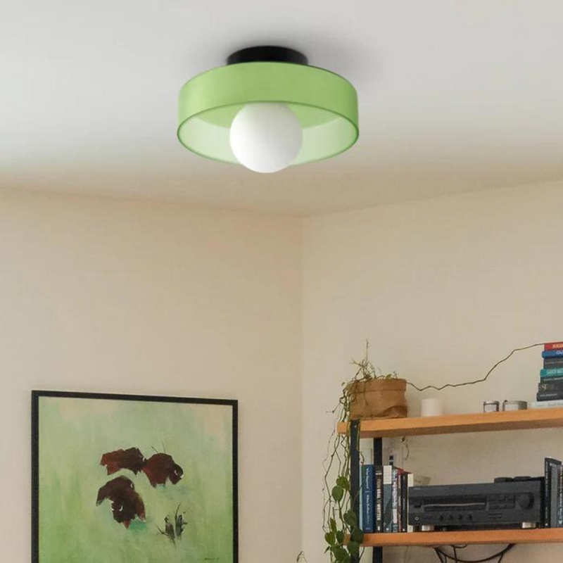 Grüne Deckenleuchte mit rundem Schirm, modernes Design, Wohnzimmerbeleuchtung, energiesparend.