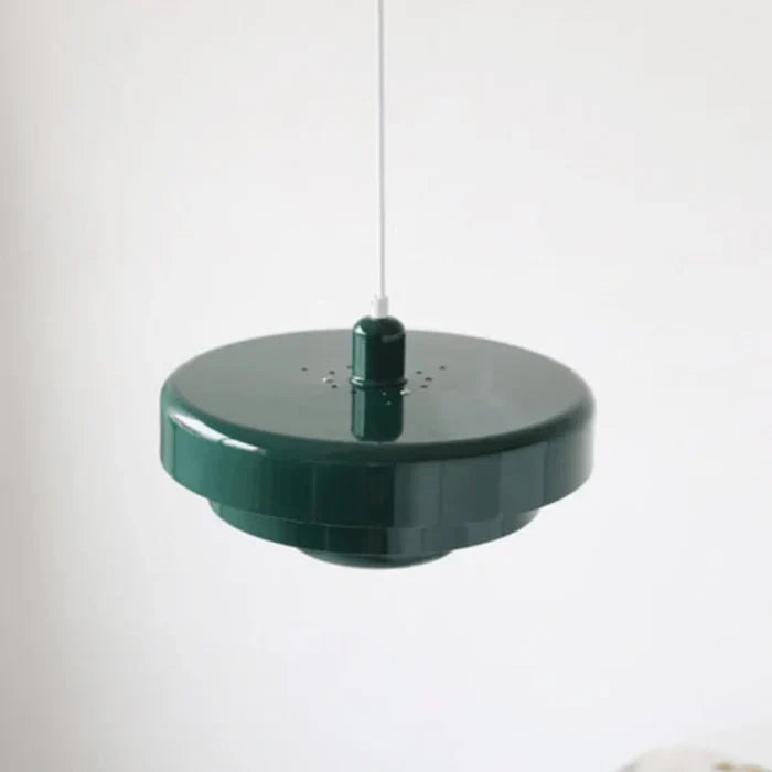 Grüne Hängelampe aus Metall, modernes Design, minimalistische Deckenleuchte für Wohnzimmer.