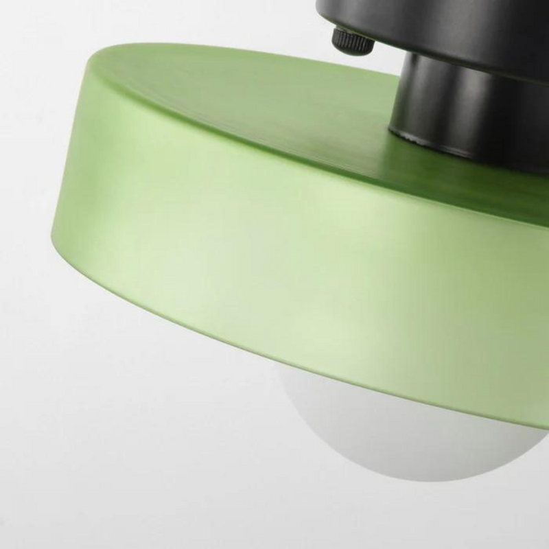 Grüne Deckenleuchte, modernes Design, Metall, runde Form, Innenbeleuchtung, schwarz-grün.