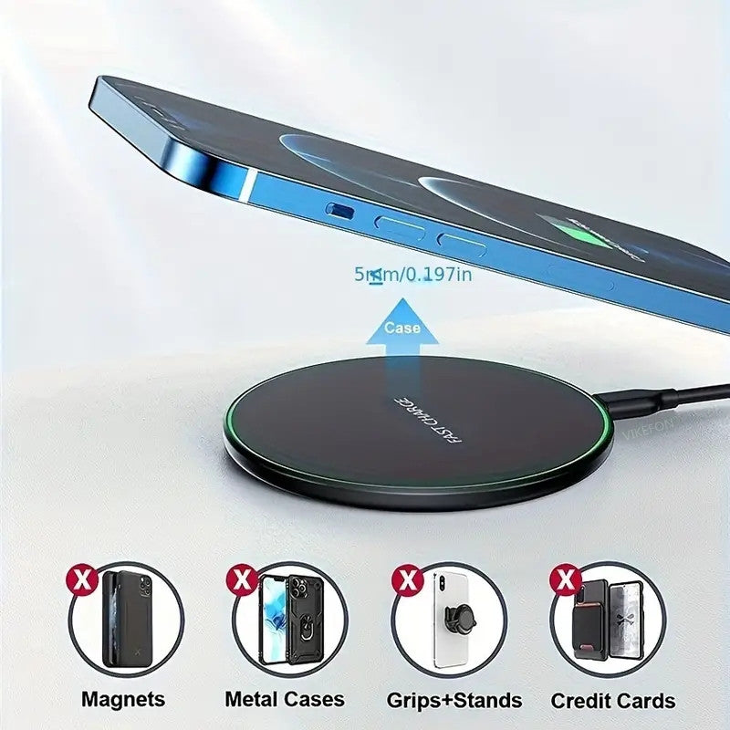 Kabelloses Ladegerät, schwarz, rund, mit Smartphone, kompatibel mit Hüllen, 5mm Abstand.