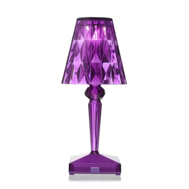 Lila Kristall-Tischlampe, modernes Design, facettierter Schirm, dekorative Beleuchtung, Wohnzimmer.