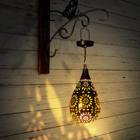 Wandleuchte Metall, tropfenförmig, Blumenmuster, warmes Licht, Vintage-Stil, Innenbeleuchtung