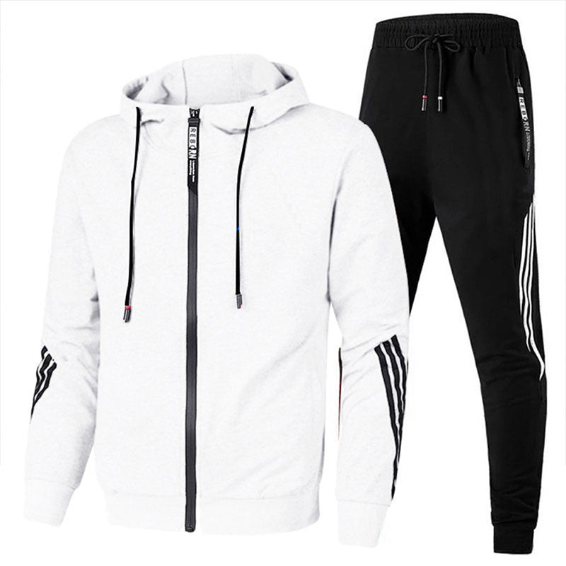 Weißer Hoodie und schwarze Jogginghose, Sportanzug, Herrenmode, Freizeitkleidung, Baumwolle.