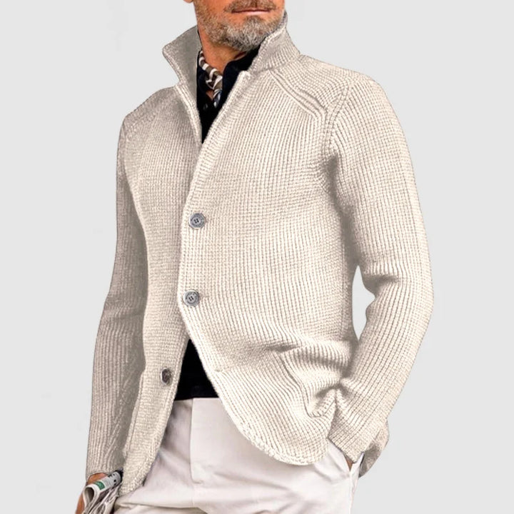 Herren Strickjacke beige, elegantes Design, Knopfleiste, Herbstmode, stilvoll und modern.