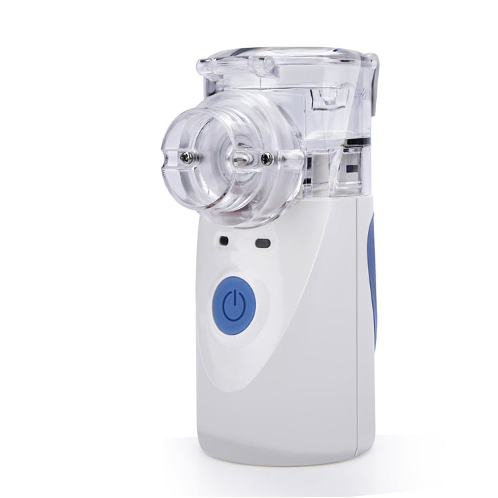 Tragbarer weißer Inhalator mit blauem Knopf, kompakt, für Atemwegstherapie, medizinisches Gerät.