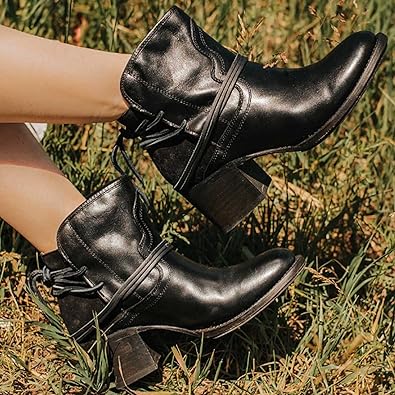 Schwarze Leder-Cowboystiefel für Damen, Blockabsatz, Outdoor-Mode, Westernstil.