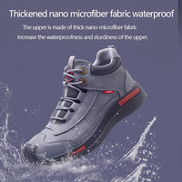 Wasserdichter grauer Sneaker aus Nano-Mikrofaser, rutschfest, robust, für Outdoor-Aktivitäten.