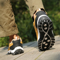 Orthopädische Schuhe, atmungsaktiv, schwarz-gelb, rutschfeste Sohle, Outdoor, Komfort.