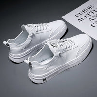 Weiße Ledersneaker für Herren, atmungsaktiv, rutschfest, modisch, Freizeitschuhe.