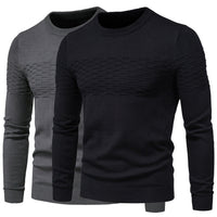 Zwei Herrenpullover, schwarz und grau, Strickmuster, Rundhalsausschnitt, langärmelig.