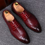 Elegante Herren Lederschuhe, rot kariert, Business Casual, spitze Form, Schnürung.