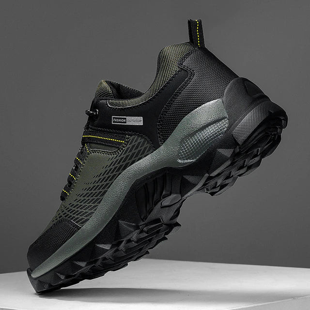 Wasserdichte Herrenschuhe, grün-schwarz, rutschfest, Outdoor-Sneaker, Leder, 2023.