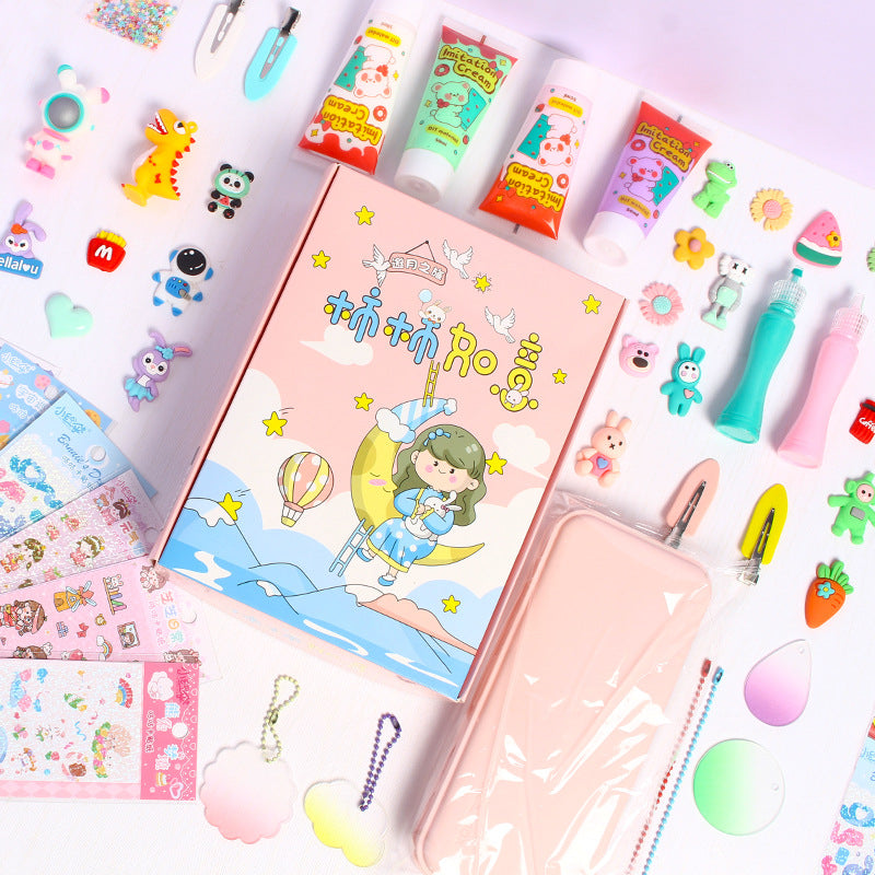 Bastelset für Kinder, rosa Box, Aufkleber, bunte Stifte, DIY-Kreativset, Geschenkideen.