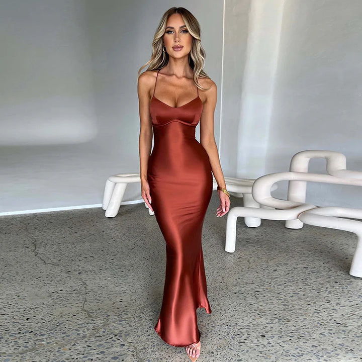 Einfache Maxi-Kleid mit Seitenschlitzen – Nayla
