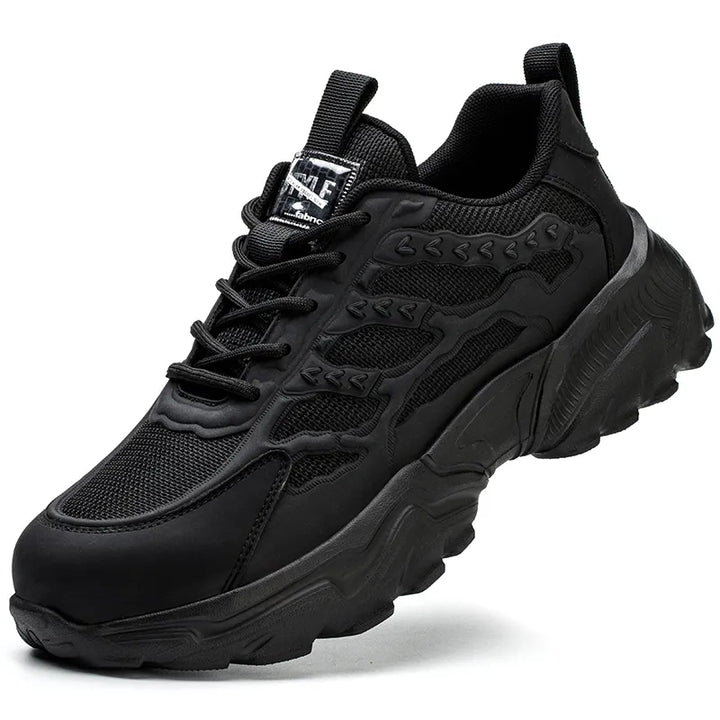 Schwarzer Sneaker, Herren, atmungsaktiv, rutschfest, sportlich, modisch, robustes Design.