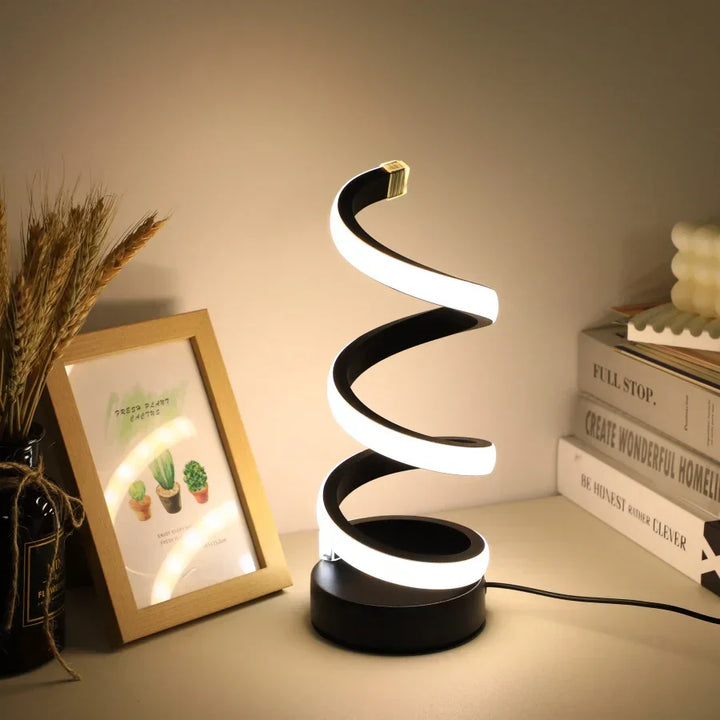 Moderne LED-Tischlampe, spiralförmig, schwarz-weiß, energiesparend, dekorativ, Wohnzimmer.