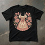 Damen T-Shirt mit Dirndl-Print – RosaBlüte Oktoberfest 2025
