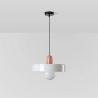 Moderne weiße Hängelampe mit rosa Akzent, minimalistisches Design, Deckenleuchte.