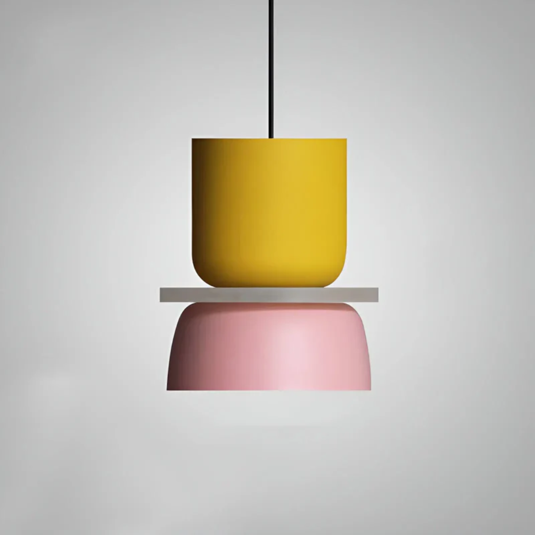 Gelbe und rosa moderne Hängelampe, minimalistisches Design, Inneneinrichtung, skandinavischer Stil.