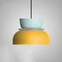Moderne Hängelampe, gelb und blau, minimalistisches Design, Inneneinrichtung, Beleuchtung.