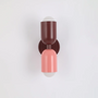 Moderne zweifarbige Wandleuchte, rosa und braun, minimalistisches Design, Innenbeleuchtung.