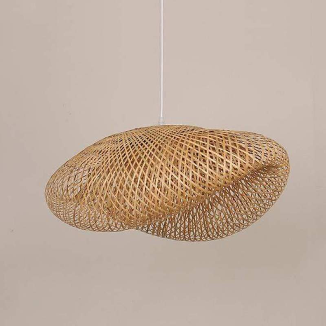 Rattan-Hängelampe, modernes Design, handgefertigt, natürliche Materialien, Wohnzimmerbeleuchtung.