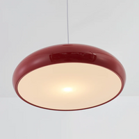 Rote Hängelampe aus Metall, modernes Design, Innenbeleuchtung, runde Form, Wohnzimmerlampe.