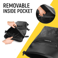Schwarzer wasserdichter Rucksack mit abnehmbarer Innentasche, geometrisches Muster.