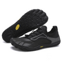 Schwarze Barfußschuhe, rutschfeste Sohle, atmungsaktiv, sportlich, minimalistisch.