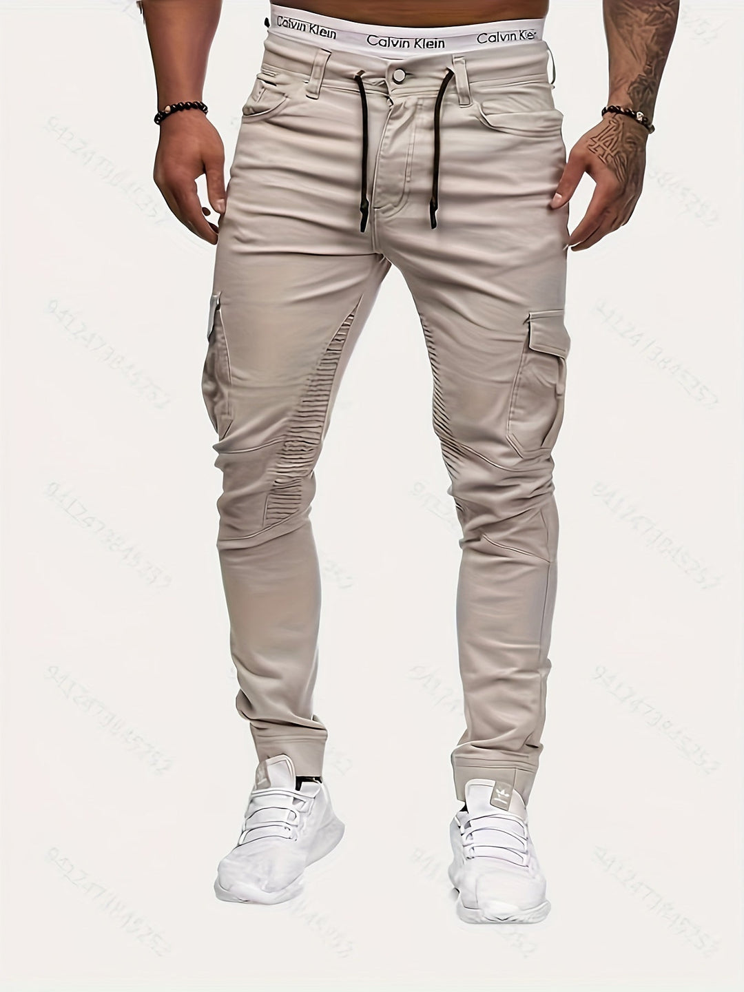 Beige Herren-Cargohose, Slim Fit, mit Taschen, sportlich, modisch, Calvin Klein Unterwäsche.