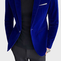 Blauer Samt-Blazer für Herren, elegant, modisch, ideal für formelle Anlässe.