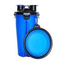 Blauer Proteinshaker mit schwarzem Deckel und Karabiner, ideal für Fitness und Sport.