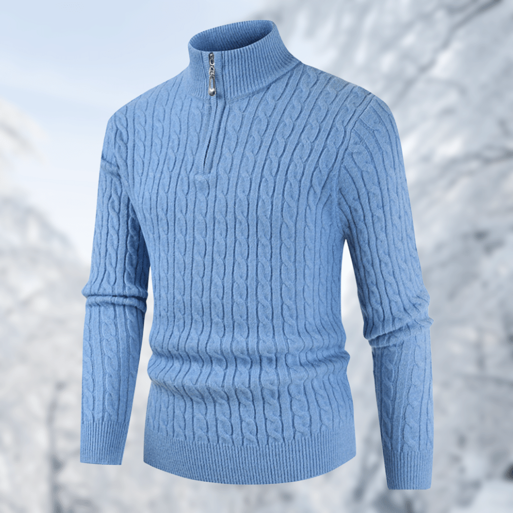 Hellblauer Herrenpullover mit Zopfmuster, Reißverschluss, aus Wolle, Wintermode.