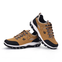 Braune orthopädische Wanderschuhe, atmungsaktiv, rutschfest, für Herren.
