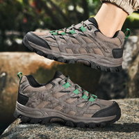 Braune Wanderschuhe aus Leder, rutschfeste Sohle, Outdoor, Herren, langlebig, bequem.