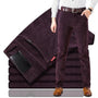 Herren Cordhose, dunkelrot, elegant, modisch, bequem, ideal für Herbst und Winter.