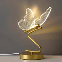 LED-Schmetterlingslampe, goldener Sockel, modernes Design, dekorative Beleuchtung, Wohnzimmer.