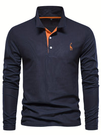 Dunkelblaues Herren-Poloshirt, langärmelig, mit orangefarbenem Kragen und Knopfleiste.