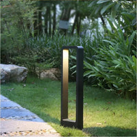 Moderne schwarze Gartenlampe, rechteckig, LED, energiesparend, für Außenbeleuchtung.