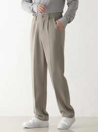 Grau-beige Herrenhose, locker geschnitten, Polyester, elastischer Bund, modisch, casual.