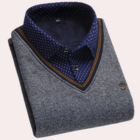 Grauer Herrenpullover mit blauem Punktkragen, V-Ausschnitt, Baumwolle, elegant, modisch.