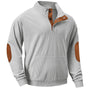 Grauer Herrenpullover mit braunen Ellbogen-Patches, Knopfleiste, Rippstrick, Freizeitmode.
